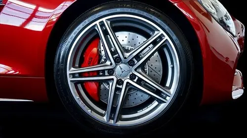 Wheel-And-Rim-Detailing--Wheel-And-Rim-Detailing-7345800-image